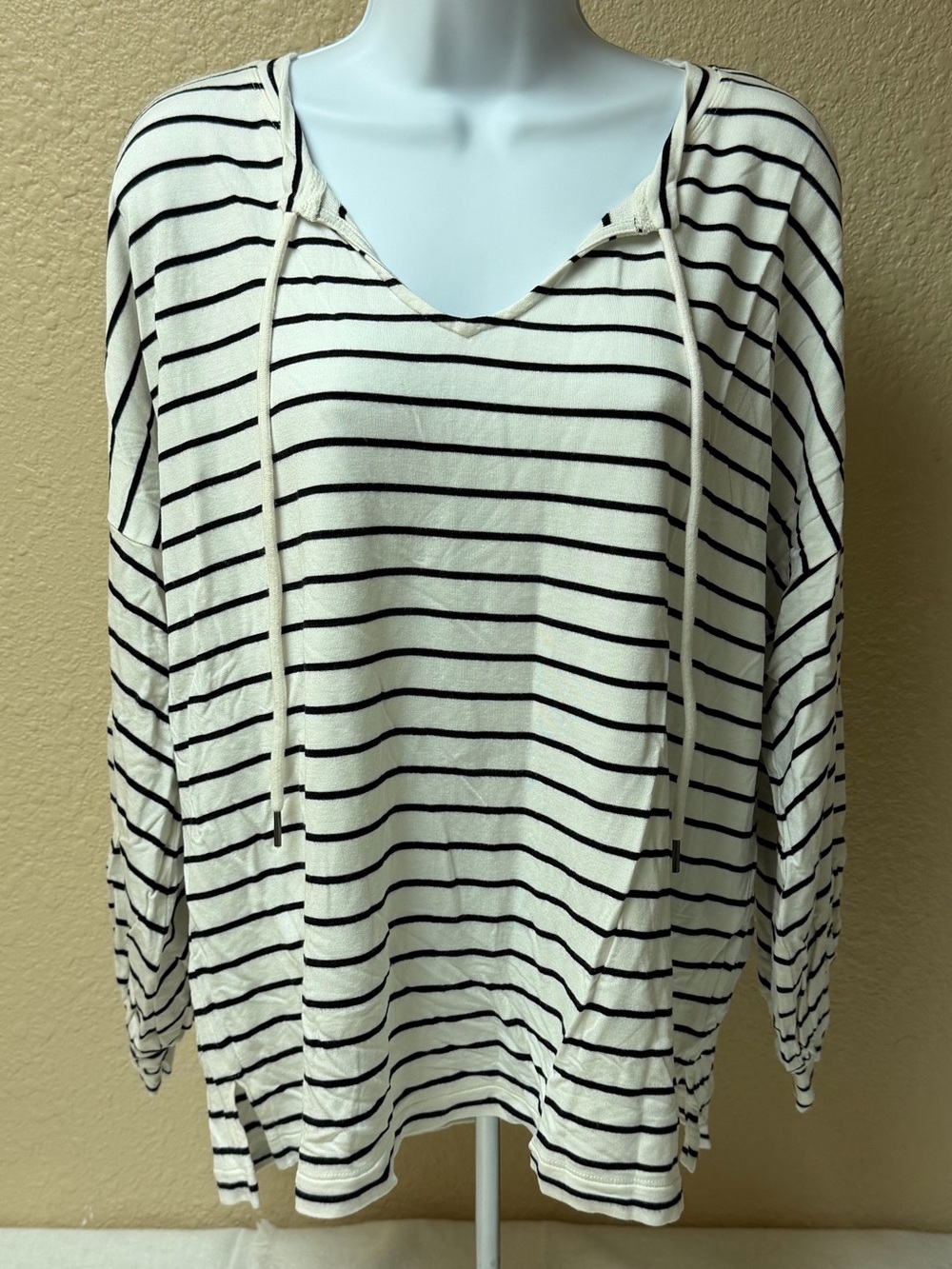 4/$20 CAbi Cream and Black Striped V-Neck Top